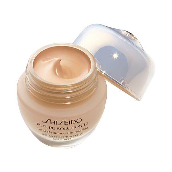 Shiseido Future Solution Lx Total Radiance Foundation N4 Neutral - 30 ml