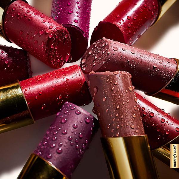 Lakme 9To5 Hya Matte Lipstick Reliable Red 3.6 gm - Lipsticks