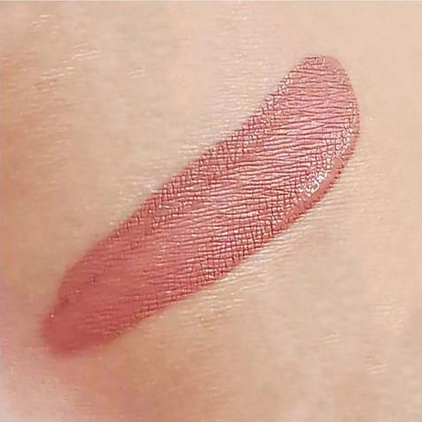 theBalm cosmetics Meet Matte Hughes Patient Liquid Lipstick 7.4 ml - Liquid Lipsticks