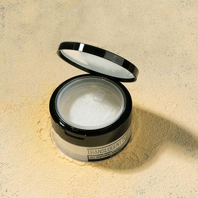 PAC Translucent Powder Controls Shine Prevents Flashbacks Lightweight - 06 10 g - Loose Powder