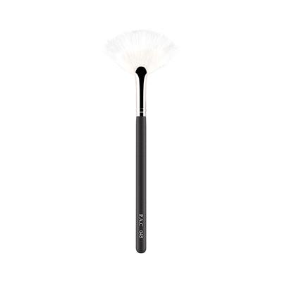 PAC Fan Brush 045 1's - Face Brush
