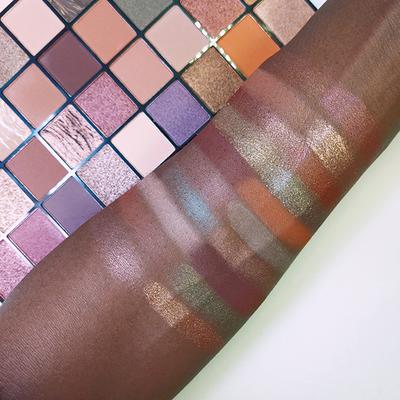 Makeup Revolution Maxi Reloaded Infinite Bronze Eyeshadow Palette 60.75 gm - Eye Shadow Palettes