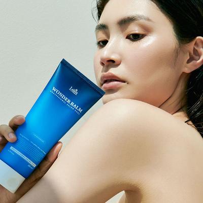 Lador Wonder Balm (50 Seconds Moisture + Protein Clinic Treatment) 200 ml - Conditioners