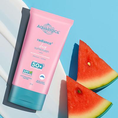 Aqualogica Radiance+ Dewy Sunscreen SPF 50 PA+++ 30 gm - Face Sunscreen