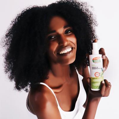 Palmer's Olive Oil formula with Vitamin E - Olive Oil Leave-In Conditioner, Shine Therapy 250ml - Conditioners
