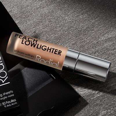Rodial Peach Lowlighter - Silky, Non-Shimmer Correcting and Highlighting Concealer Infused Caffeine 5.5 ml - Concealer
