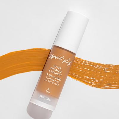 Pigment Play 3-In-1 Foundation & Concealer- Cover + Enhance + Nourish - 09 Tan 30 ml - Foundation