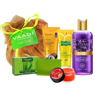 Vaadi Herbals All Purpose Complete Skin Care Travel Kit 555 gm - Face Wash & Cleansers