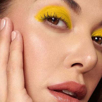 Lakme Absolute Explore Eyeshadow Stick Shimmering Gold 1.4 gm - Eye Shadow Palettes