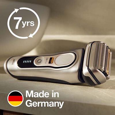 Braun Series 9 Pro 9467cc Wet and Dry shaver for Men, with 5-in-1 SmartCare Center and Leather Travel Case, for Comfort and Close Shave 1300 gm - Grooming Kits