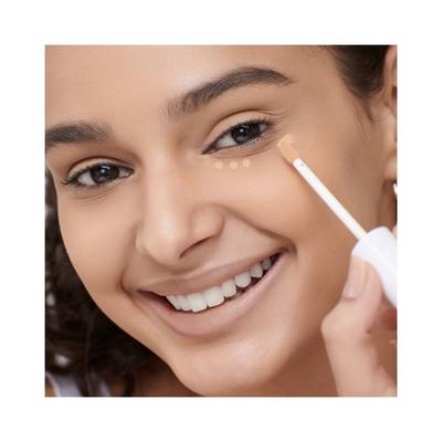 Mamaearth Glow Hydrating Concealer with Vitamin C & Turmeric for 100% Spot Coverage 02 Creme Glow 6 ml - Concealer