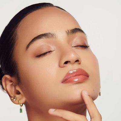 Gush Beauty Glaze Lip Oil Gloss High Shine and Hydrating Nude Gloss - Sheer Sparkle 2.8 ml - Lip Glosses