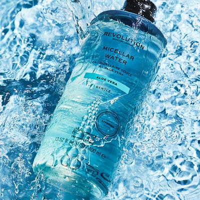 Makeup Revolution Skincare Aloe Vera Gentle Micellar Water 400 ml - Face Wash & Cleansers