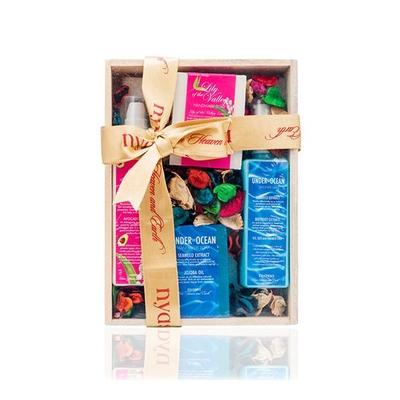 Nyassa Wooden Gift Set 350 gm - Shower Gels & Body Wash