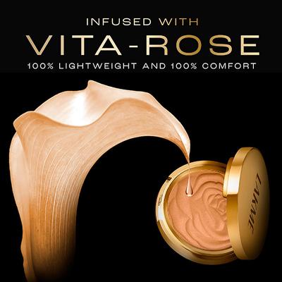 Lakme Showstopper Collection Rouge Bloom Setting Powder Almond 12 gm - Compact Powder