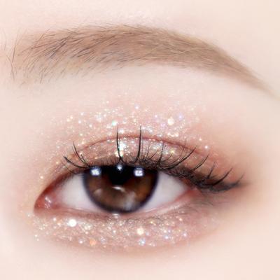 Blessed Moon Like A Shadow Eye Shadow Black Swan 3 gm - Eyeshadow, Bases & Primers