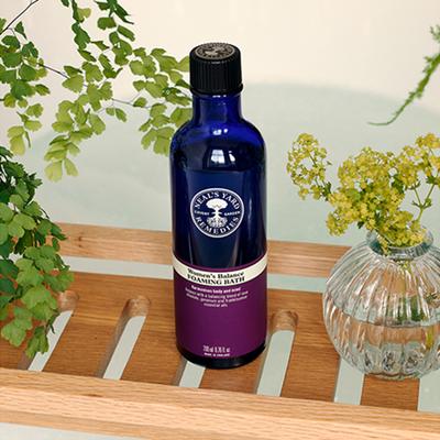 Neal'S Yard Remedies Womens Balance Foam Bath 200 ml - Shower Gels & Body Wash