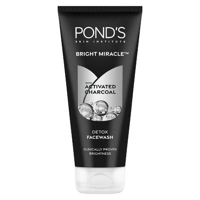 Pond's Bright Miracle Detox Face Wash with Activated Charcoal 200 ml - Face Washes