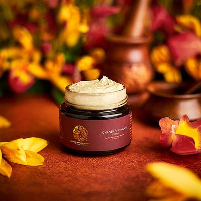 Global Beauty Secrets Chandani Avahana Ubtan 100 gm - Masks & Peels
