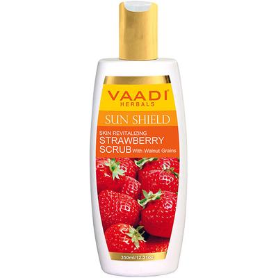 Strawberry Scrub Lotion With Walnut Grains 350 ml - Face Scrubs