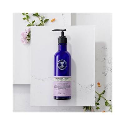 Neal'S Yard Remedies Geranium and Orange Hand Lotion, 200 ml - Hand Creams