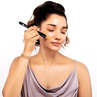 SUGAR Cosmetics Blend Trend Foundation Brush - 051 Flat 36 gm - Foundation