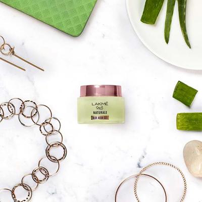 Lakme 9 To 5 Naturale Aloe Aqua Gel 50 Gm - Face Gels