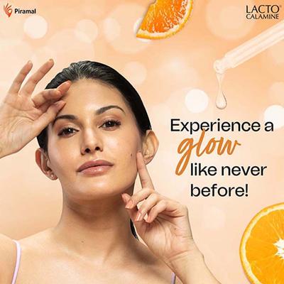 Lacto Calamine Vitamin C Serum with Pollushield, Vitamin E, B3 and B5, Skin Brightening Serum 30 ml - Face Serum