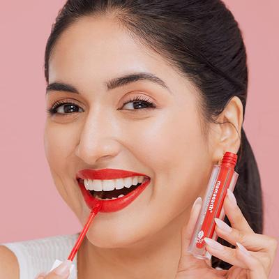 Mamaearth Feather Light Liquid Matte Lipstick with Coconut & Vitamin E for 16-Hour Long Stay (Weightless & Non-Drying) - 08 Red Cranberry 3.5 ml - Lipsticks