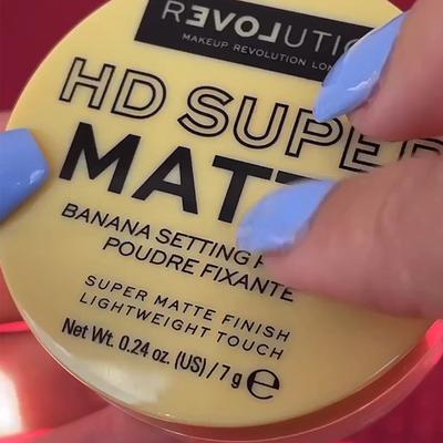 Makeup Revolution Relove HD Super Matte Banana Powder 7 gm - Loose Powder