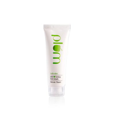 Plum Hello Aloe Skin Loving Face Wash 75 ml - Face Wash & Cleansers