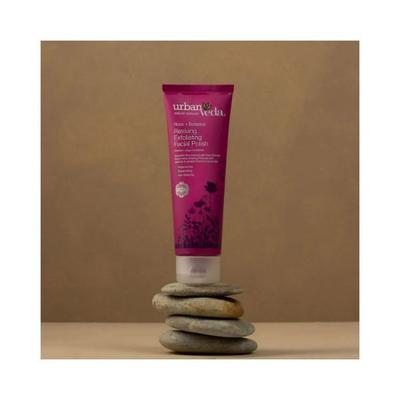 Urban Veda Reviving Rose Exfoliating Facial Polish 125 ml - Face Scrubs