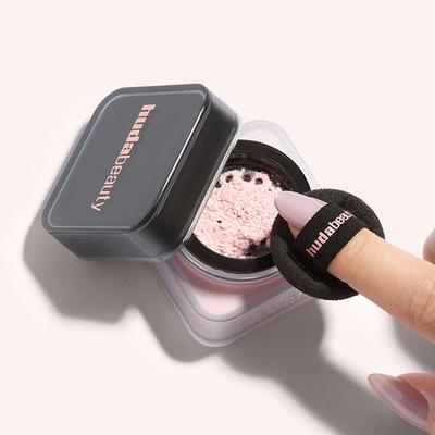 Huda Beauty Easy Bake Loose Baking & Setting Powder Mini Banana Bread 6 gm - Loose Powder