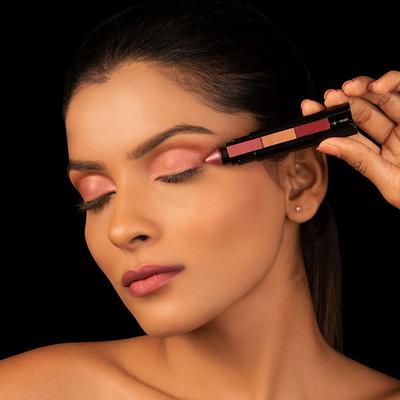 RENEE Fab 3-in-1 Eyeshadow 4.5 gm - Eye Shadow Palettes