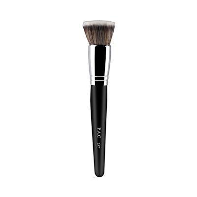 PAC Foundation Blending Brush 257 1's - Face Brush