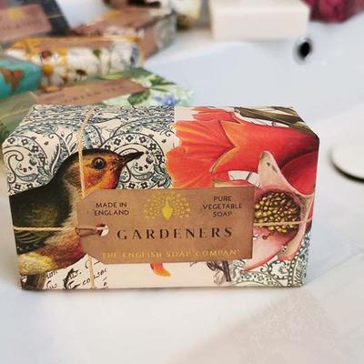 The English Soap Company - Anniversary Gardeners Soap 190 gm - Soaps