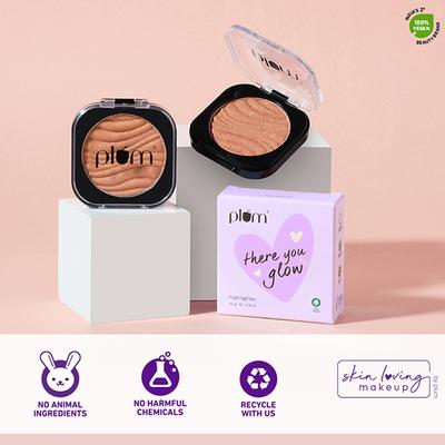 Plum There You Glow Highlighter Highly Pigmented Hd Glow 122 - Gold Touch 4.5 gm - Highlighters & Illuminators