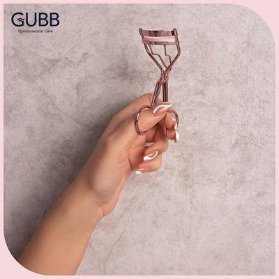 Gubb Beauty Favourites 4 Makeup Brushes 1 Eyelash Curler Rose Gold 1 Beauty Blender 1's - Face Brush