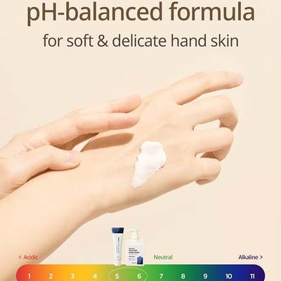 Milk Baobab Blooming Perfume Hand Cream Flora Bouquet 50 g - Lotions & Creams