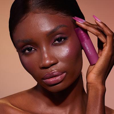 Huda Beauty Cheeky Tint Blush Stick Baddie Berry 5 gm - Blushes