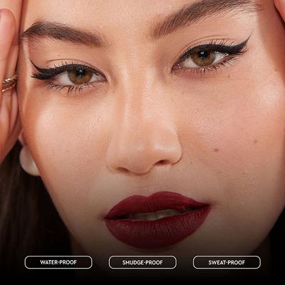 KIRO Liquid Pen Eyeliner Waterproof Soft - Matte Eyeliner Carbon Black 01 1.1 ml - Eyeliners