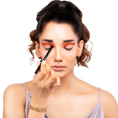 SUGAR Cosmetics Blend Trend Dual Eyeshadow Brush - 412 Flat + Round 17 gm - Eyeshadow, Bases & Primers