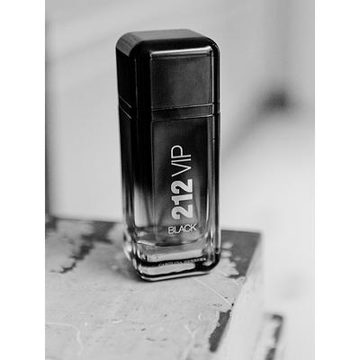 Carolina Herrera 212 VIP Black Eau de Parfum 100 ml - Women Perfumes (Edt/Edp)