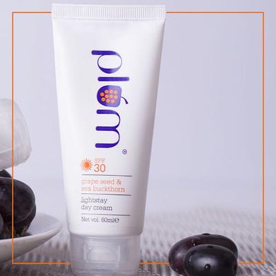 Plum Grape Seed & Sea Buckthorn LightStay Day Cream - SPF 30 PA++ 60 ml - Face Creams