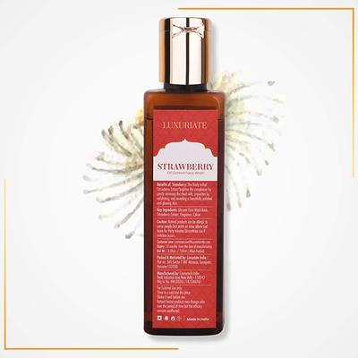 Luxuriate Strawberry Face Wash Cleanser for Rejuvenation 100 ml - Make Up Removers