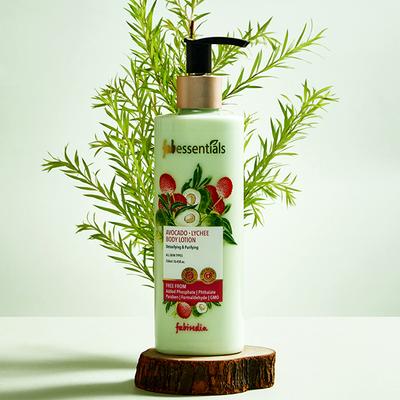 Fabessentials Avocado Lychee Body Lotion Enriched with Almond Oil Protects Against Sunburn 250 ml - Skin-Treatment
