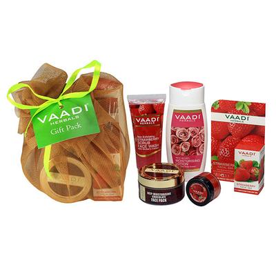 Skin Revitalizing Gift Pack 330 gm - Scrubs & Exfoliants