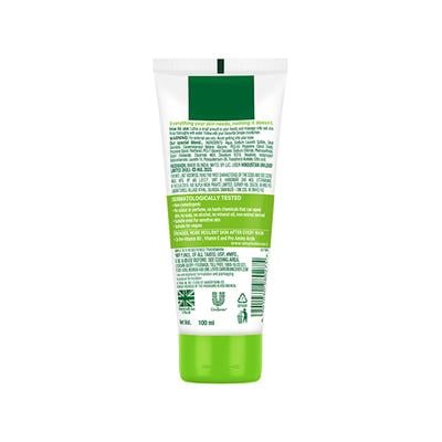 Simple Kind To Skin Moisturising Facial Wash 100 ml - Face Wash & Cleansers