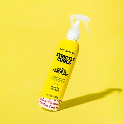 Marc Anthony Strictly Curls Detangle & Defrizz Leave-In-Conditioner 250 ml - Conditioners
