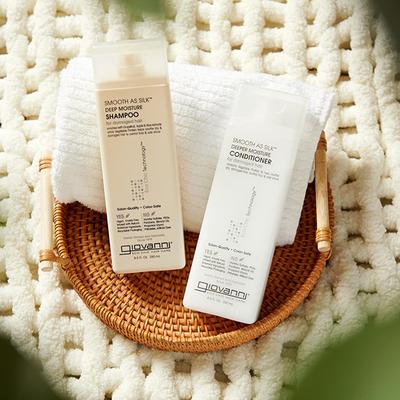 Giovanni Organic Smooth As Silk Deep Moisture Conditioner 250 ml - Conditioners